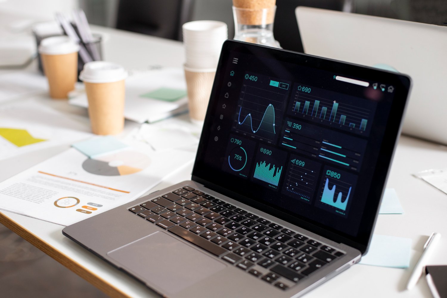Business analytics tools dashboard showing Excel, SQL, Power BI, Tableau, Python, and Google Analytics used by Business Analysts in 2026