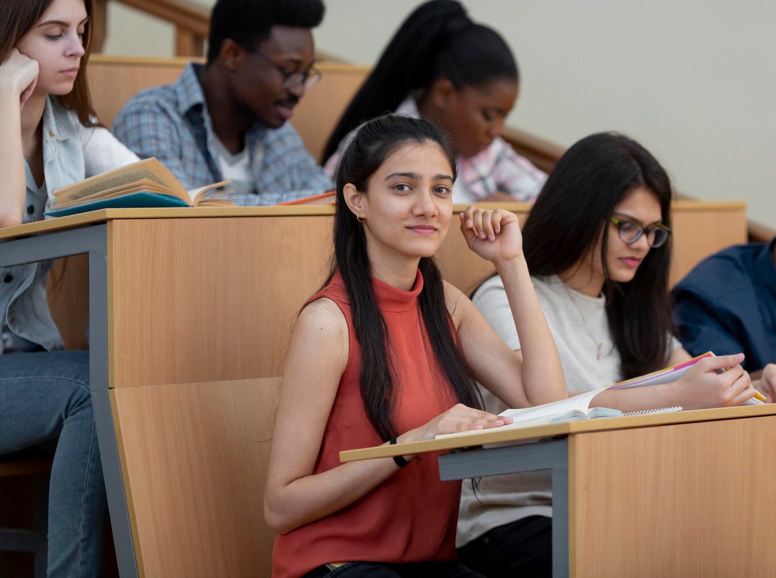 AI courses after graduation for BSc, BCom, BA, and BBA students exploring careers in Generative AI, Data Science, and AI & Machine Learning