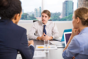 Tableau interview questions for Data Analyst freshers covering dashboards, calculated fields, LOD expressions, joins, filters, and real-world business scenarios